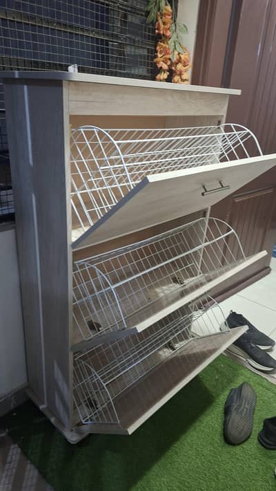slightly used shoe Rack