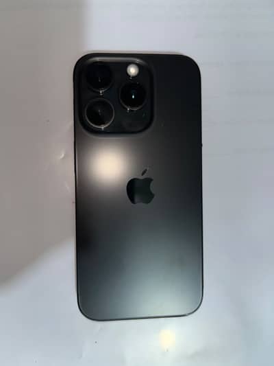 15 pro 85 Battery Health 931 Cycle count 128 GB JV
