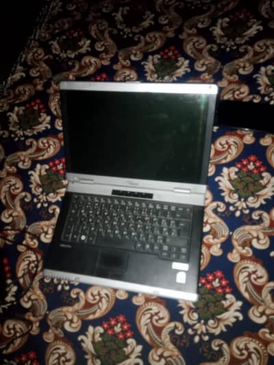 Fujitsu Siemens AMILO Pro