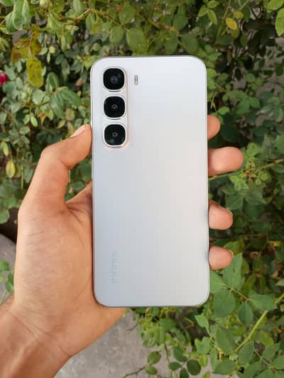Infinix Hot 60 Pro