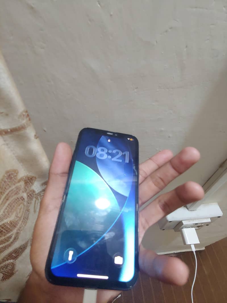 Apple iPhone 11 Pro 2