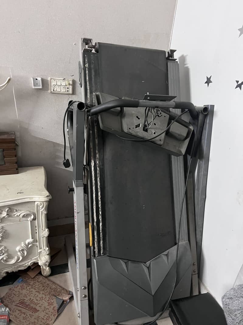 Running machine 2