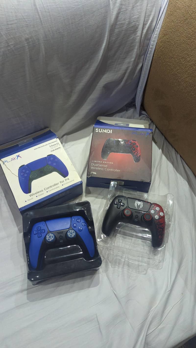 PS4 CONTROLLERS (BOX PACK) 0
