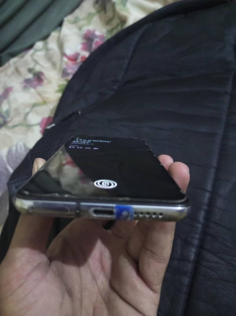 One Plus 7T 3