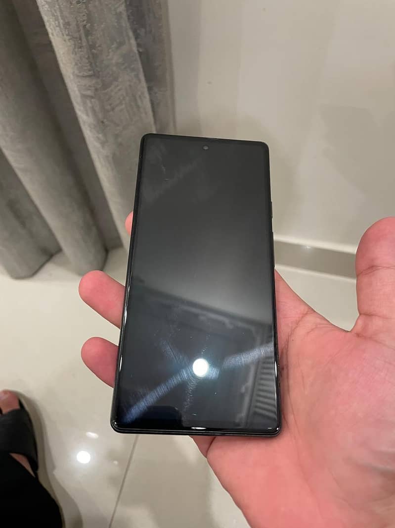 Google Pixel 6a 5