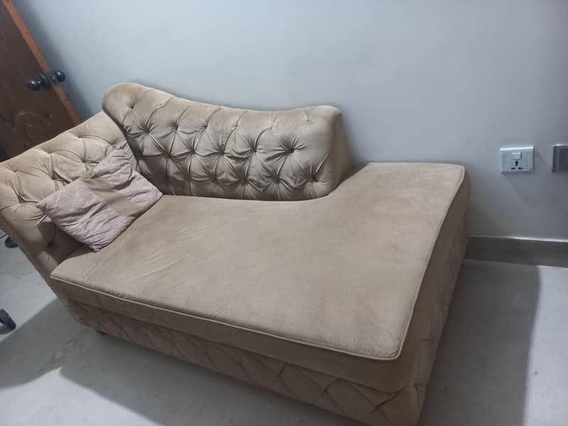 deewan ( single bed size ) 2