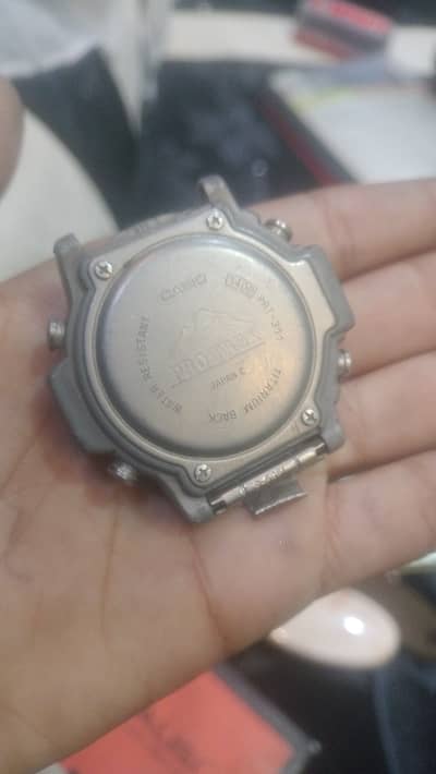 That watch is old 1956 watch ofcasio