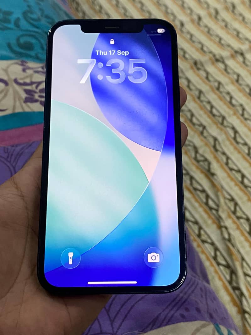 Apple iPhone 12 3