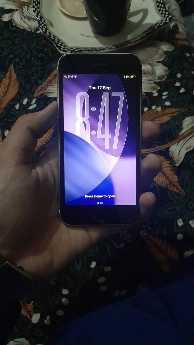 Apple iPhone SE 3