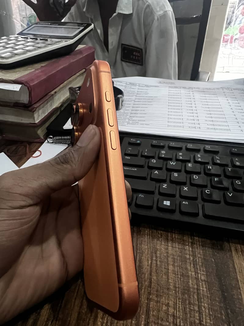 Apple iPhone 17 Pro 2