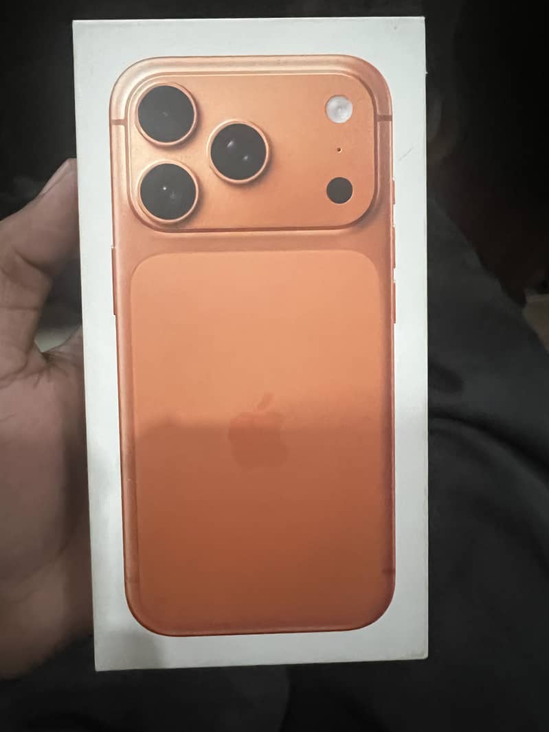 Apple iPhone 17 Pro 4