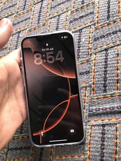 Apple iPhone 13