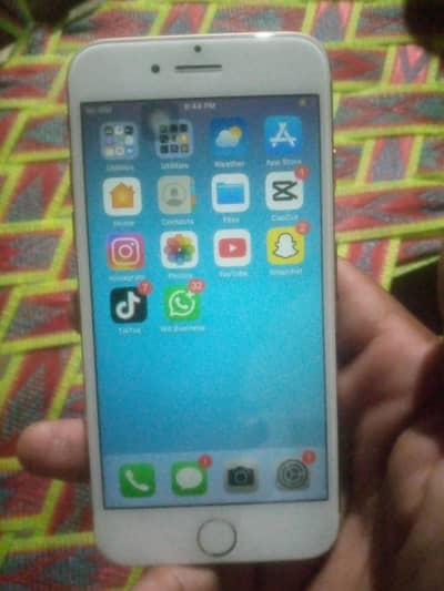 Apple iPhone 8