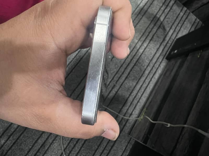 iPhone 12 Pro 3
