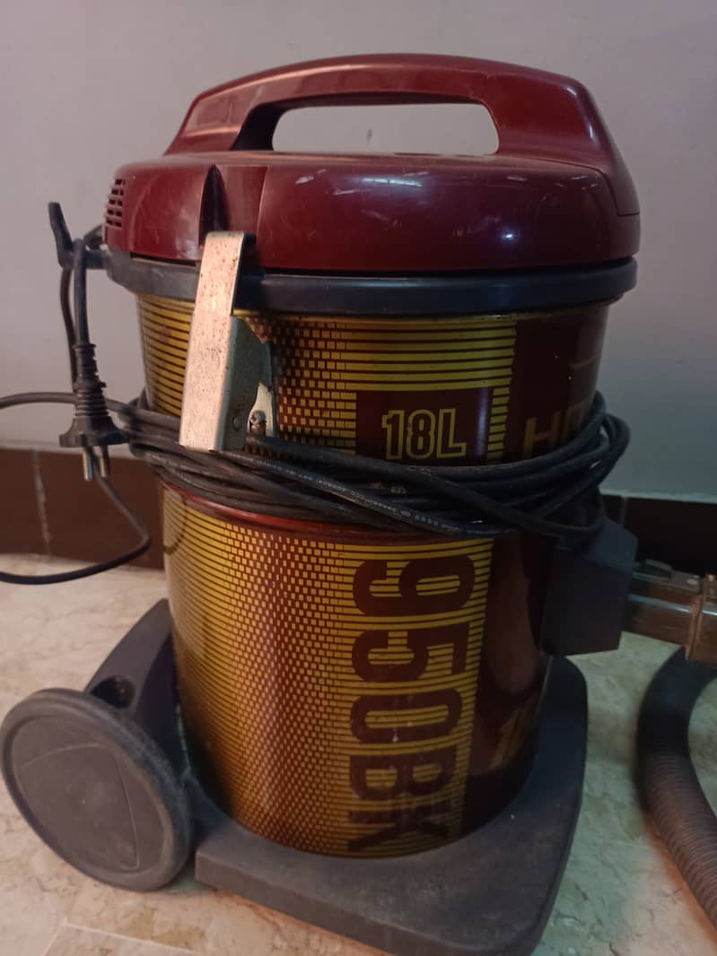 Vacuum cleaner 2
