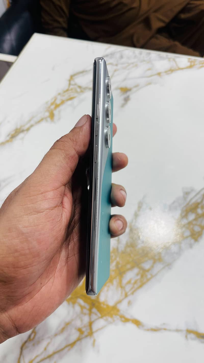 Tecno CAMON 40 Pro 4