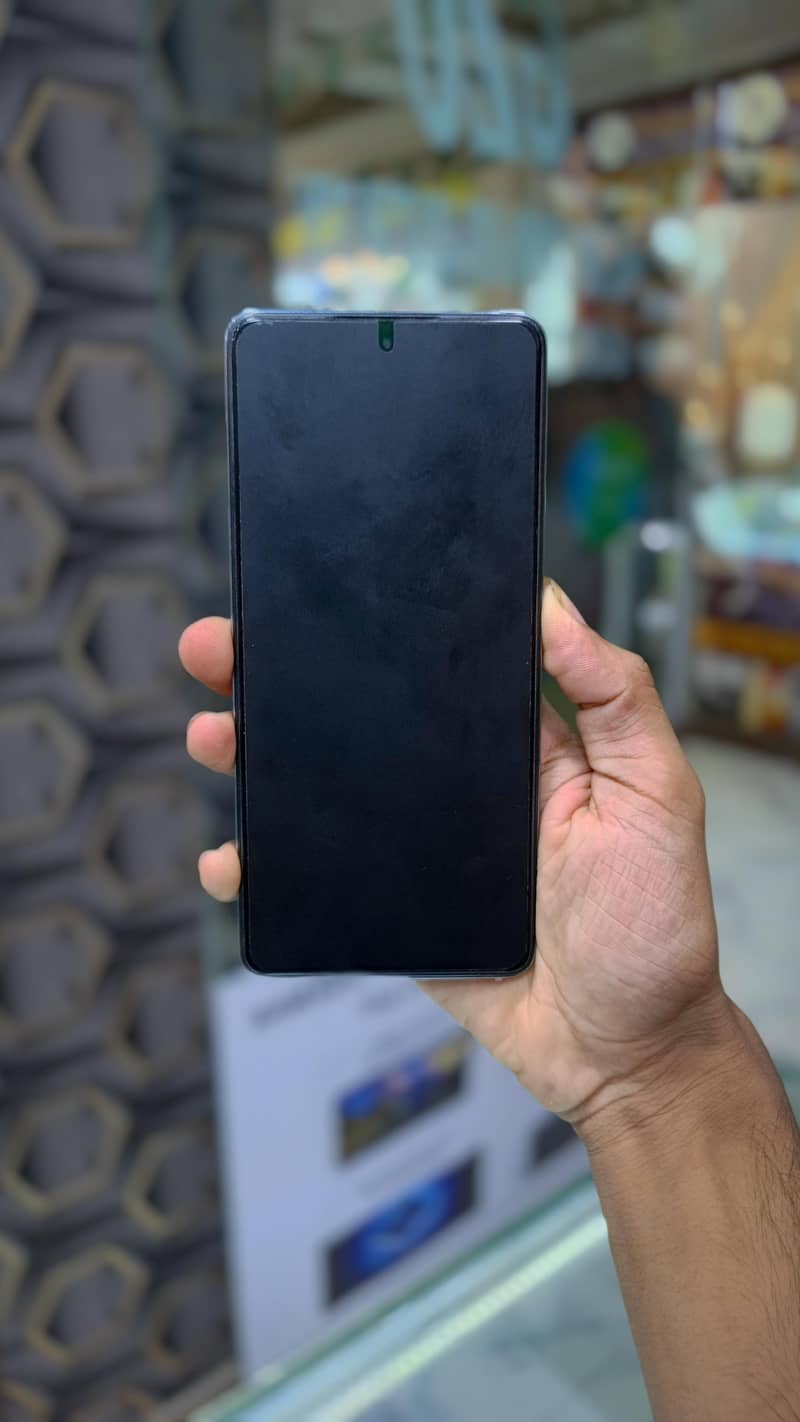 Tecno CAMON 20 1