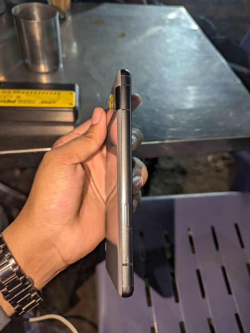 Google Pixel 7a 3