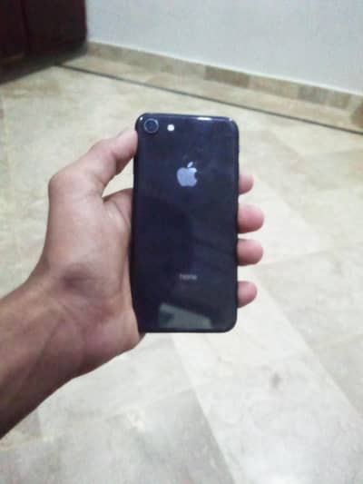 Apple iPhone 8