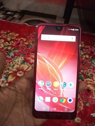 Sharp Aquos R2