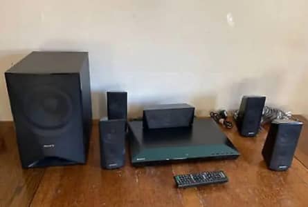 Sony HBD Dz350 home theater 1000 watts