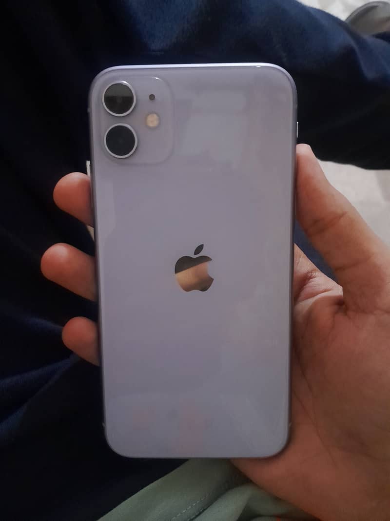 Apple iPhone 11 3