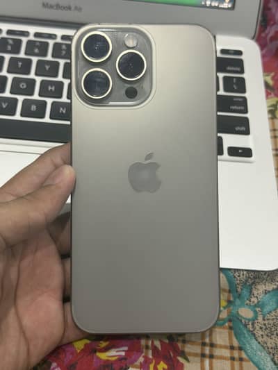 Apple iPhone 16 Pro Max