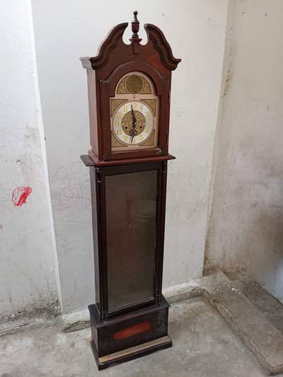 longcase Chiming Tempus Fugit Clock