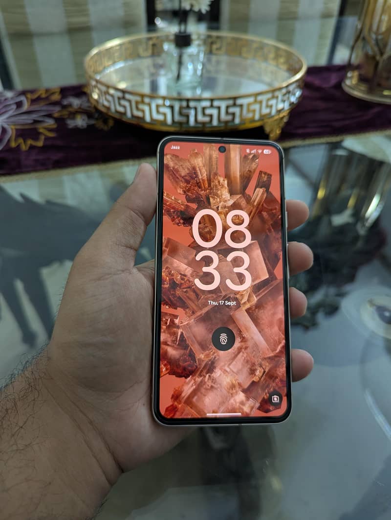 Google Pixel 8 7