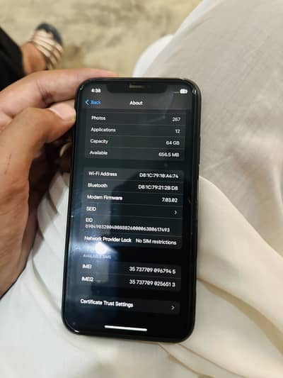 Apple iPhone XR