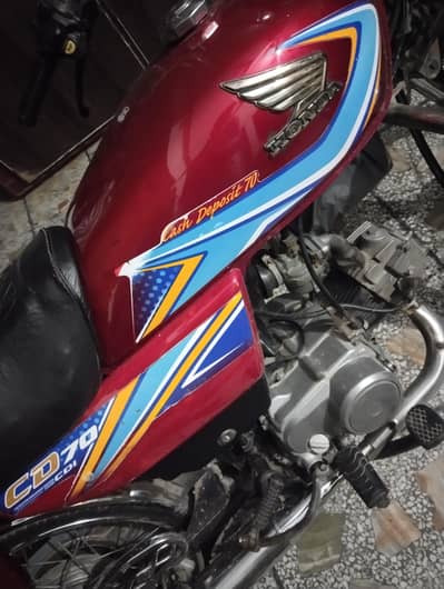 Achi condition ki bike ha 03270951095