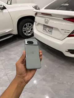 Google Pixel 8 3