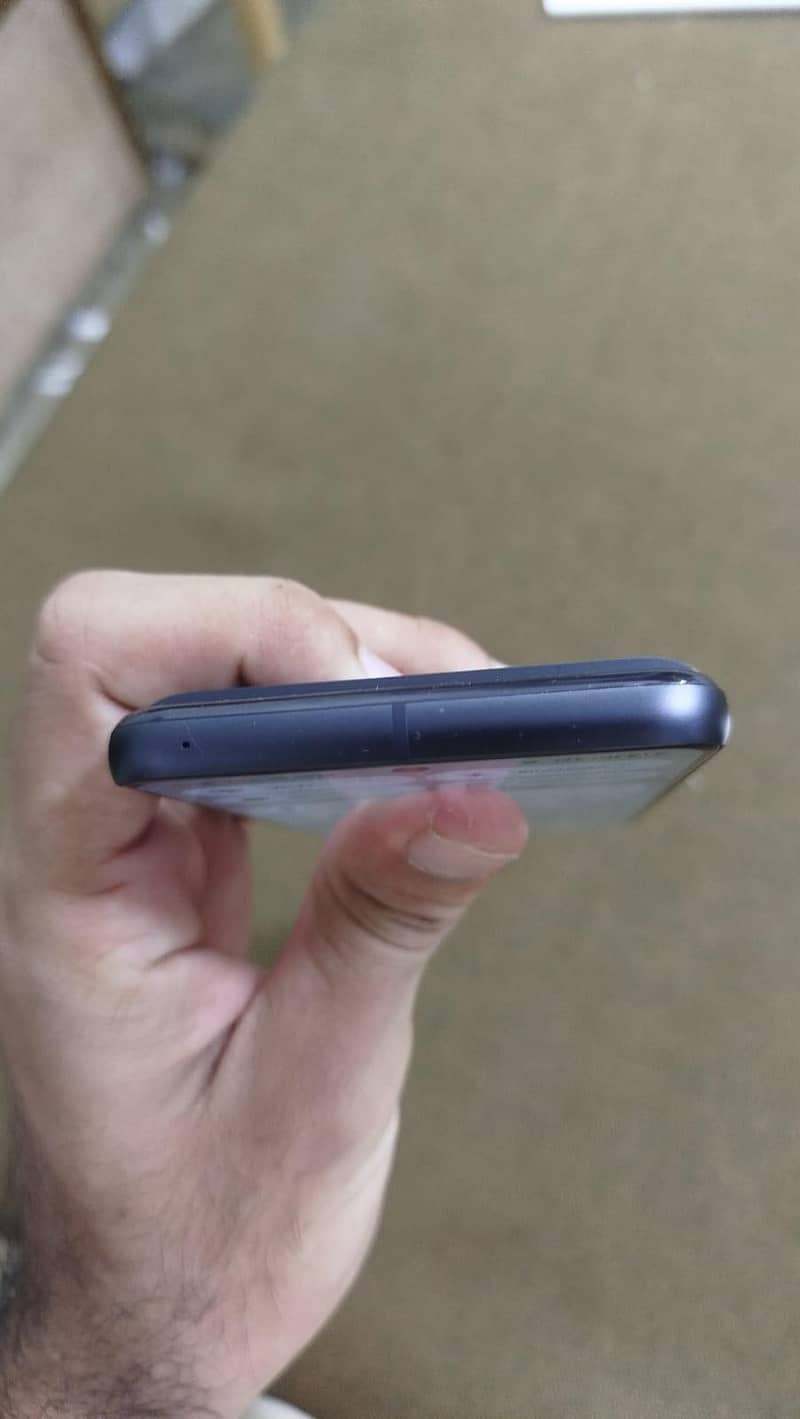 Google Pixel 8 3