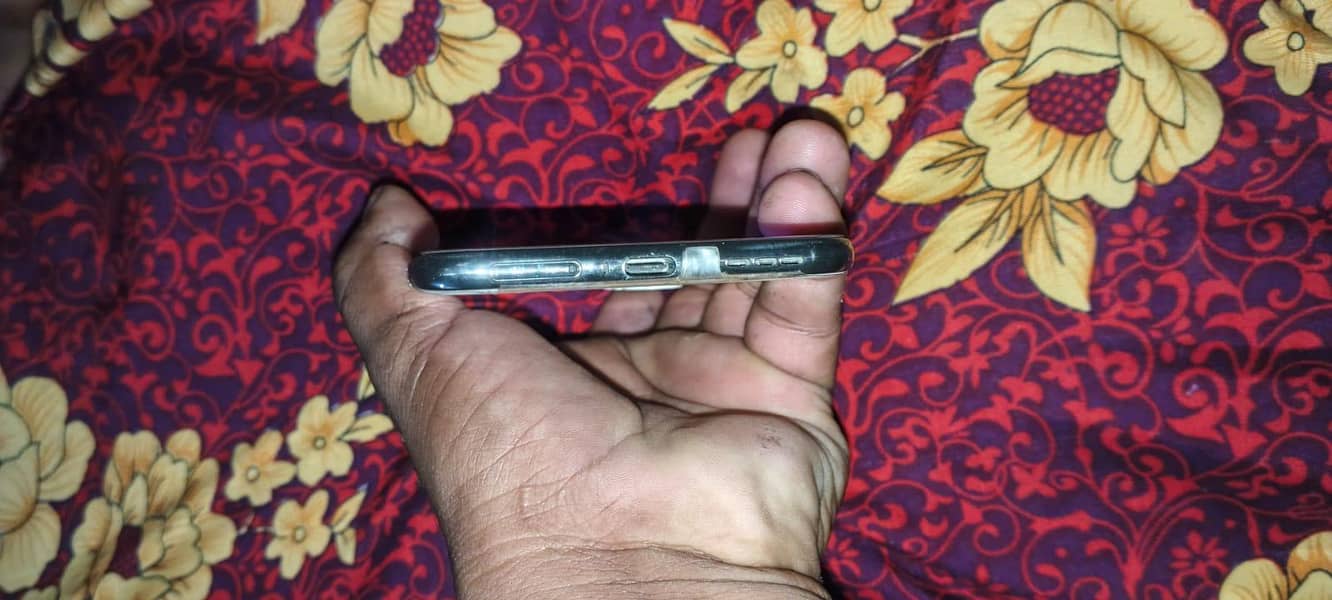 techno spark 40 pro plus 4