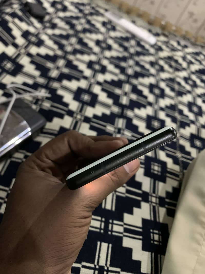Google Pixel 6a 1