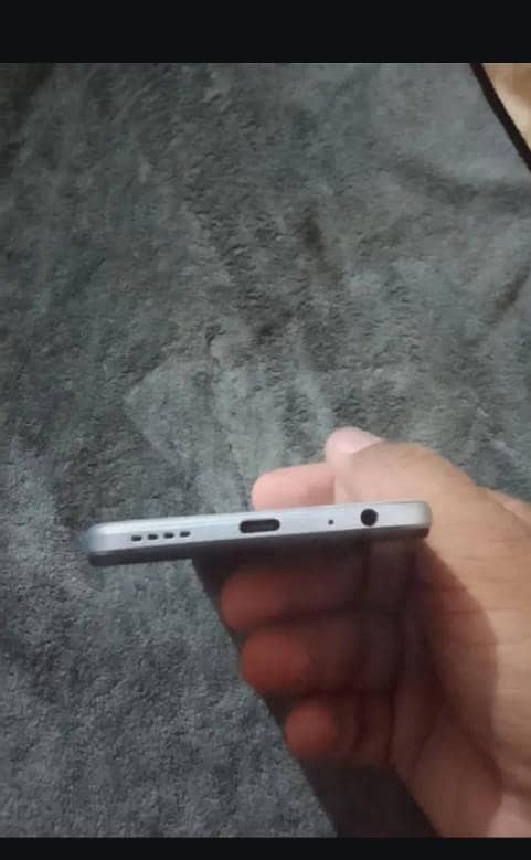 Vivo V21 0