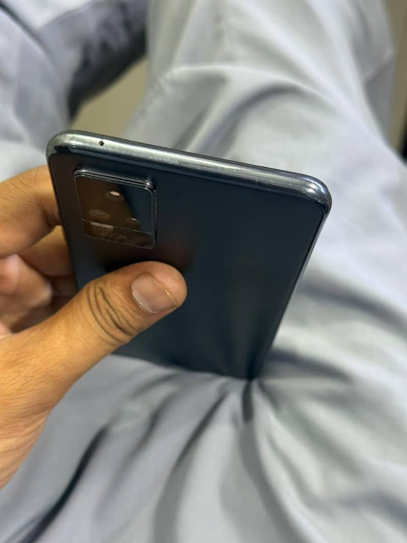 Vivo V21e 2