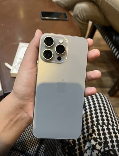 Apple iPhone 15 Pro Max