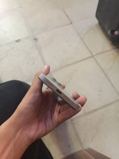 Iphone 15 pro max jv