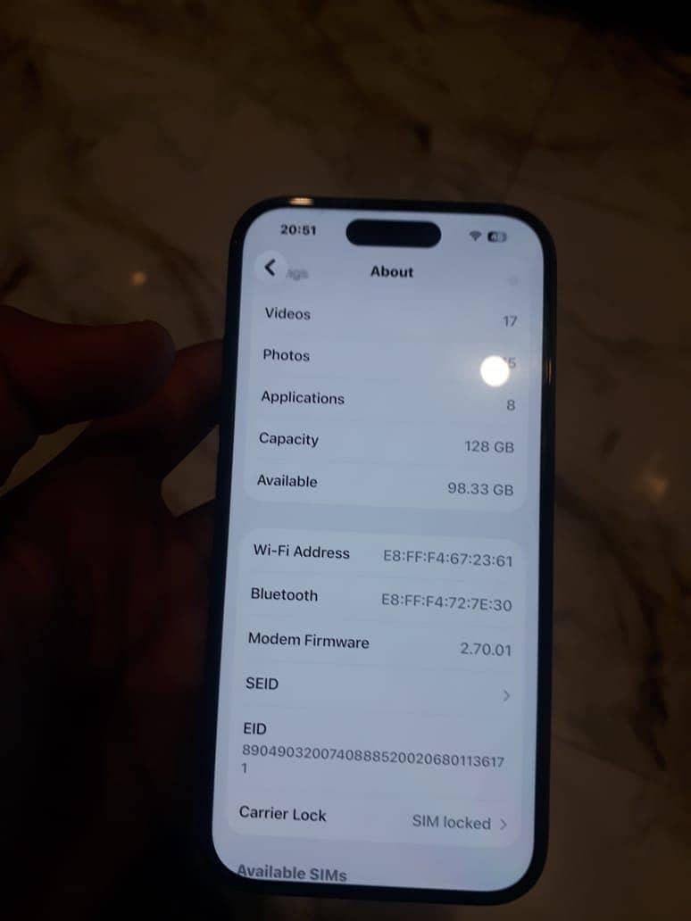 Apple iPhone 16 5