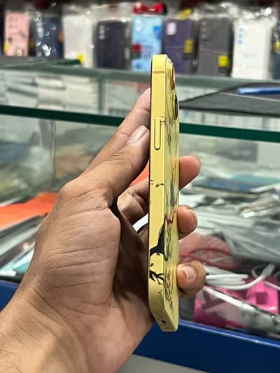 Apple iPhone 14
