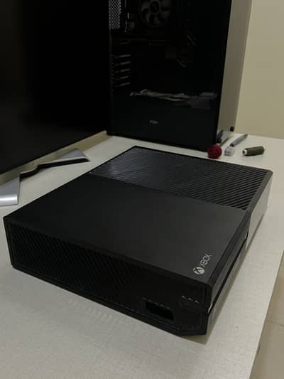 Xbox One, Gaming Console, GTA V, Nfs, Tekken 7
