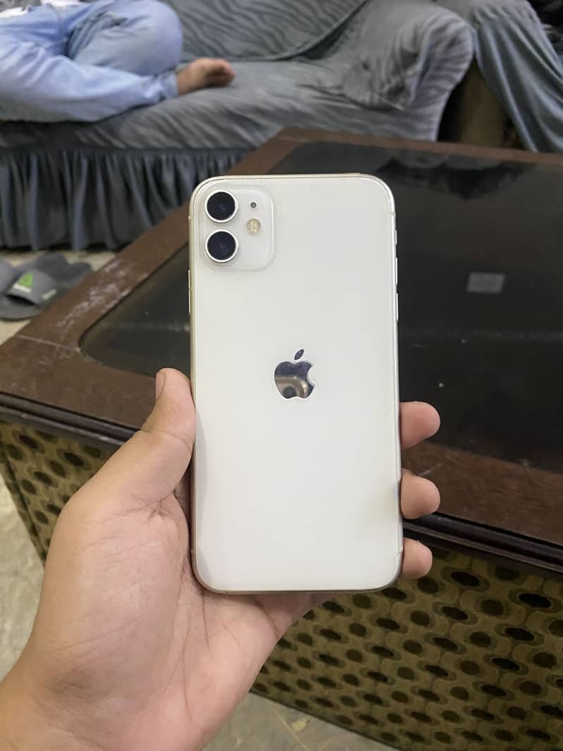 Apple iPhone 11 2