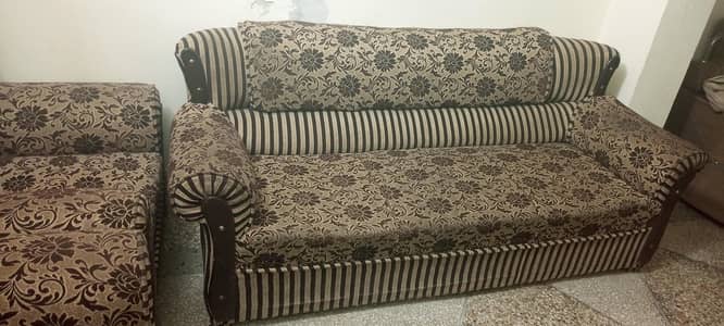 Sofa set urgent sale