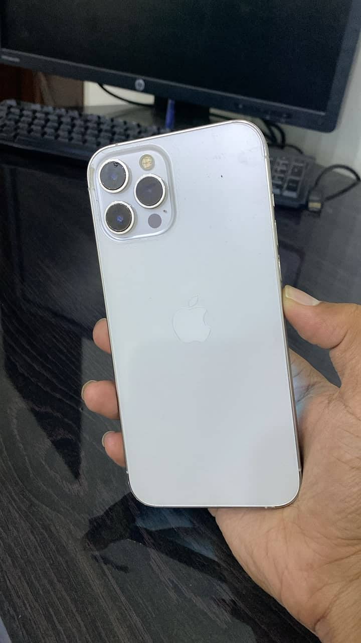 Apple iPhone 12 Pro Max 2