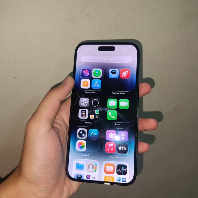 Apple iPhone 14 Pro Max 4