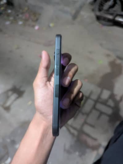 Apple iPhone 16 Pro