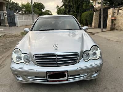 Mercedes C Class 2004/07 top of the line unit