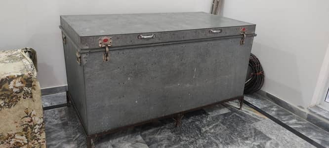 Large Steel Peti / Paiti with Stand - 71 x 37 x 35 Inches