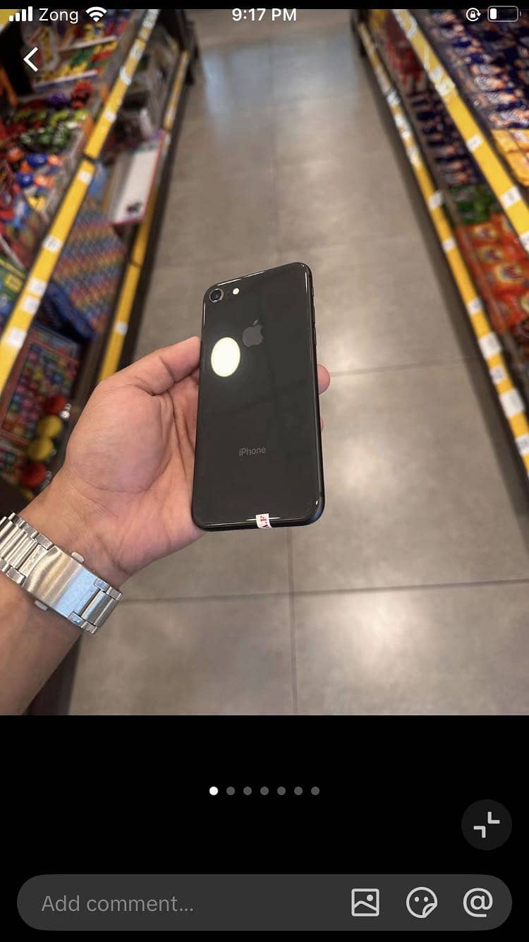 Apple iPhone 8 0